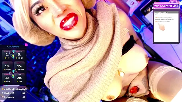 KYLIE_SHEMALE Show Webcam