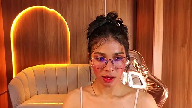 Alina_b_'s Live XXX Chat