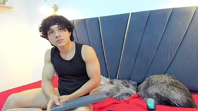 latin_beast4 webkamerás műsora