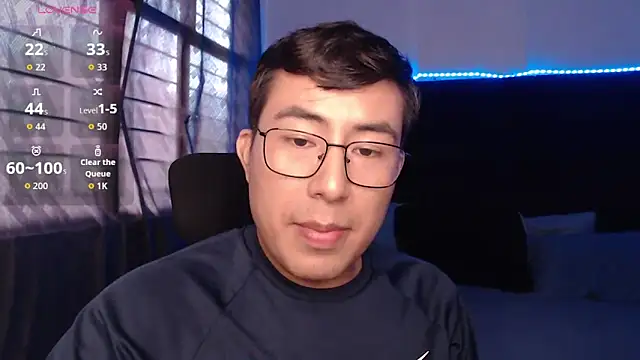 Živý XXX chat andrewmhilton_