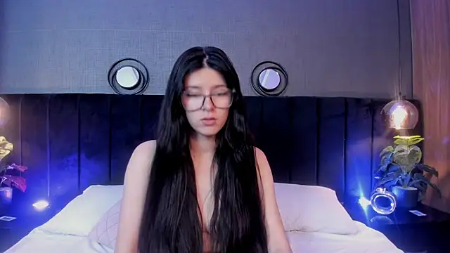 Онлайн чат XXX amber_hill_
