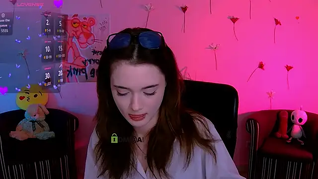liana_kisses' Live XXX Chat