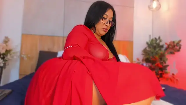 دردشة BellaHarllow الجنسية المباشرة