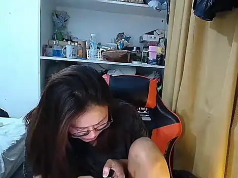 crizzybel webkamerás műsora