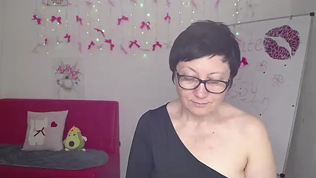 EmilyL0ve – Live XXX-chat