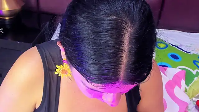 Chat +18 de DianaSheren ao vivo
