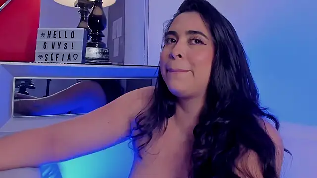 Sofia-Venegas Adlı Modelin Canlı XXX Sohbeti