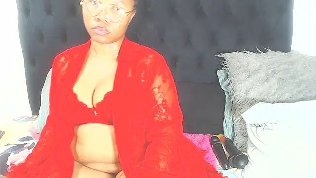 BootyClitQueen Webcam show