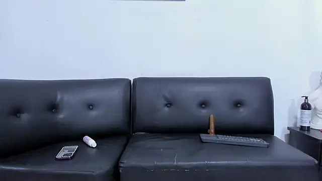 WilliamsAndCatherine Live XXX-chat