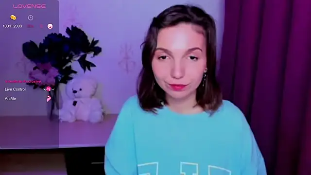 Chat XXX ao vivo de KindHazelHere_