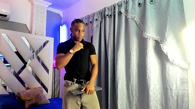 axel_silva4's Webcam Show