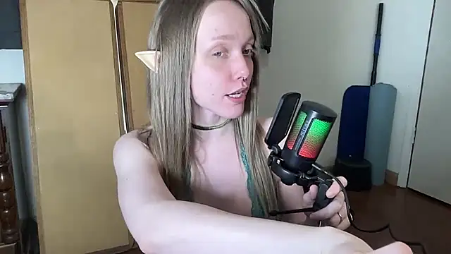 Živý XXX chat ElfGirlAna