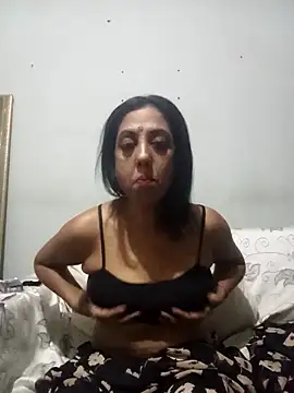 Chat XXX ao vivo de Zara4u