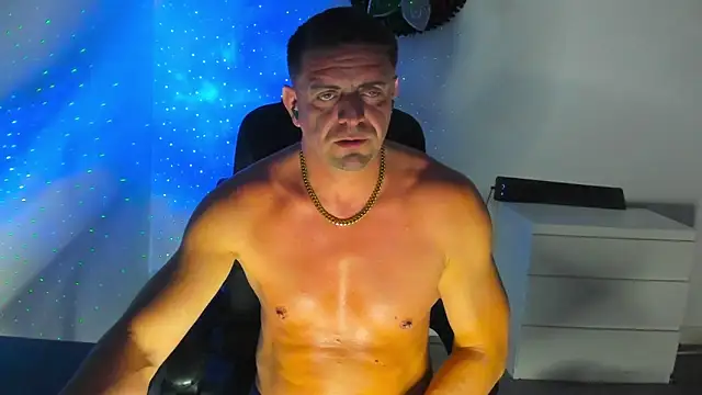 petr37pol's Live XXX Chat