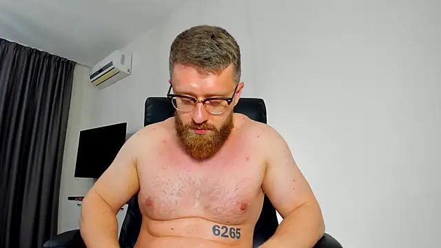Findom_guy 现场XXX聊天