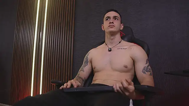 JacksonOlsenn Live XXX-Chat