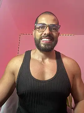 magnumchris' Live XXX Chat