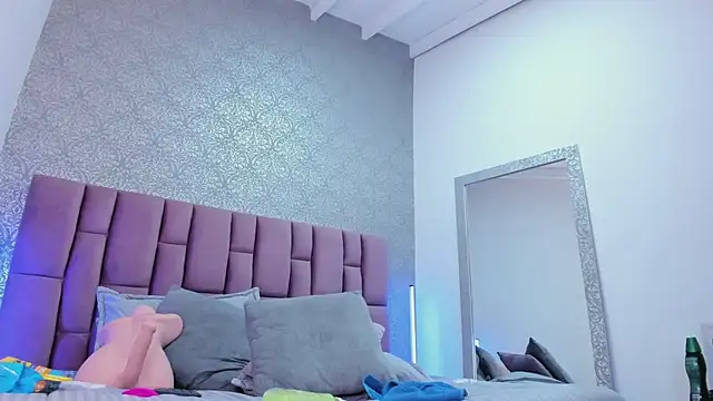 DianaRed_ Pertunjukan Webcam