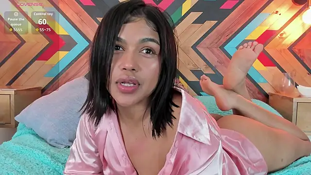 NaiirobiSwan Live XXX Chat