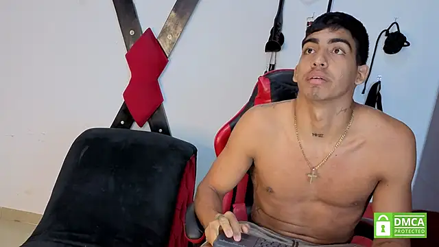 Chat +18 de Grace_and_Milo ao vivo