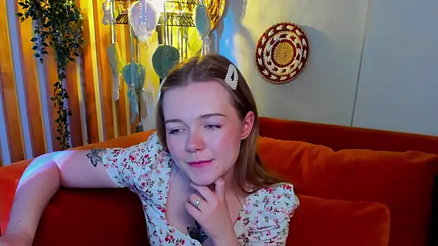 ElinaVale Obrolan Langsung XXX