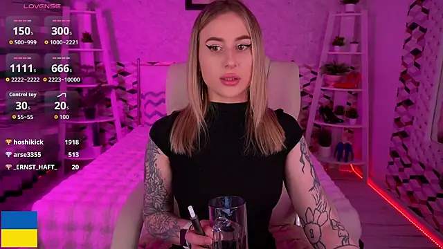 ArolinaNight's Live XXX Chat
