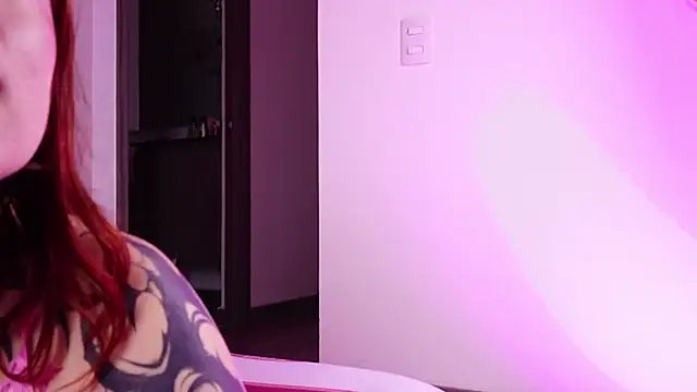 mystikdollx Adlı Modelin Web Kamerası Şovu