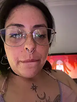 Mizztikaa Chat XXX live