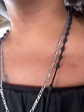 TranSexualJade95 élő XXX-chatje