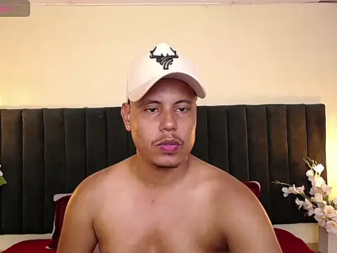 noah_oliver1 Webcam show