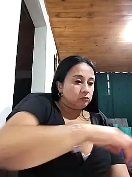 _Dr-Luna_1 Adlı Modelin Canlı XXX Sohbeti
