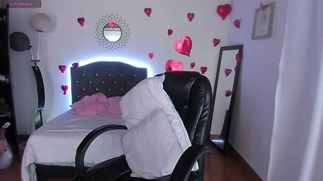 _lia_baby élő XXX-chatje