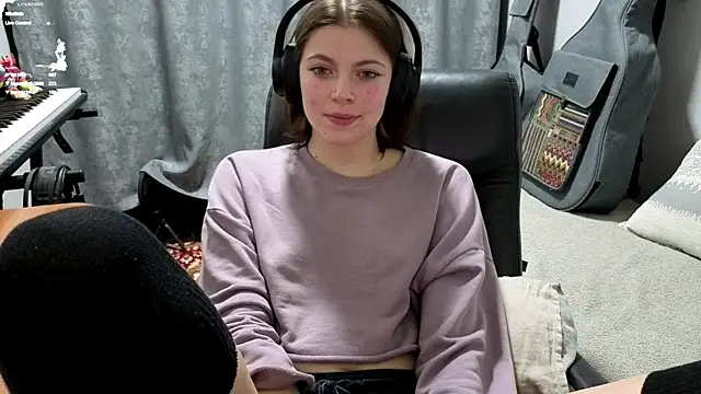 CutieAnny's Webcam Show