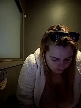 Aria423's Webcam Show