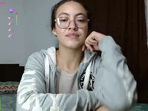 Amitlu_ Live XXX-chat