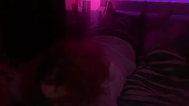 Webkamerová show altpersonaa