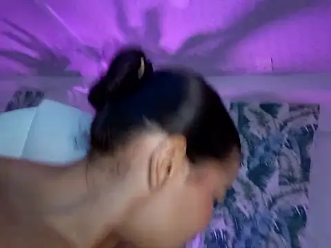 XXX chat uživo modela loly_marce