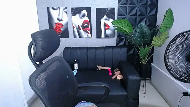 XXX chat uživo modela Valentinaa_mature