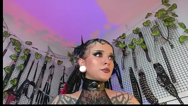 Agatha_BDSM Live XXX-chat