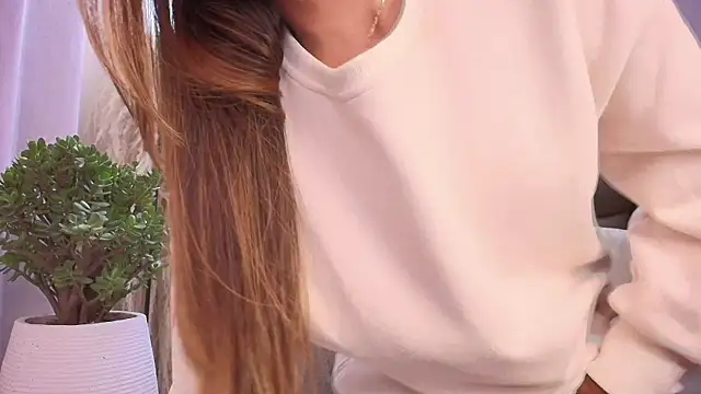 Briana_hill_ Chat XXX in diretta