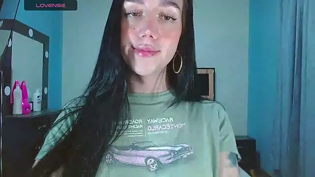 karla_zambrano's Webcam Show