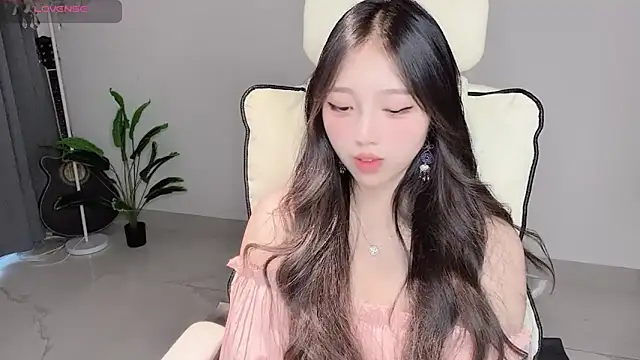 Yukiy8877 Webcam-Show