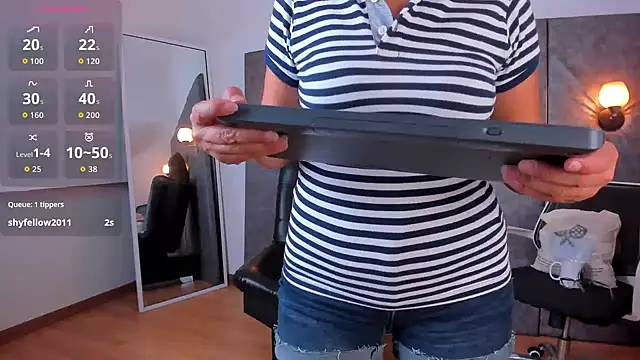 Онлайн чат XXX Keyla_Milf