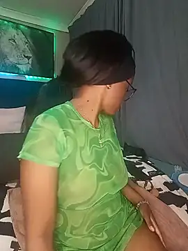 Queen-Chocolate live XXX chat