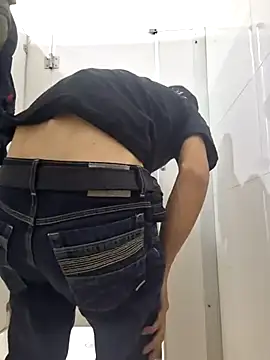 Nacho18hot 即時 XXX 聊天