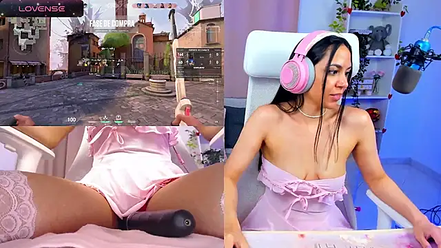 XXX chat uživo modela VenusIslove