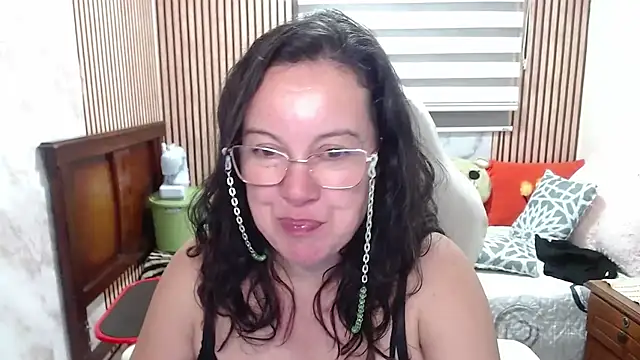 Sonialorens_ webkamerás műsora