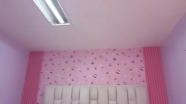 sarita_09_s live XXX chat