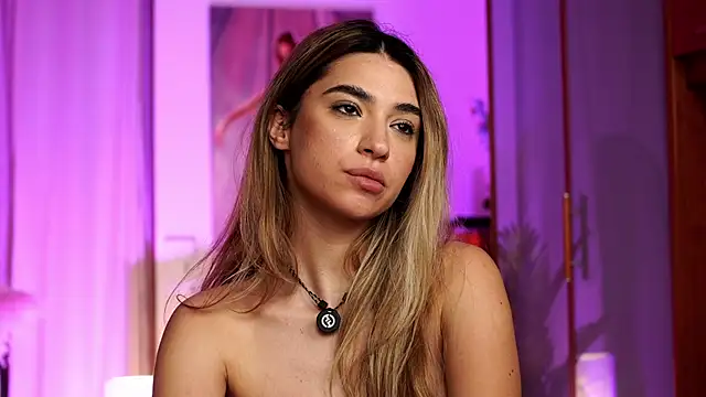ItalianGirl Webcam show