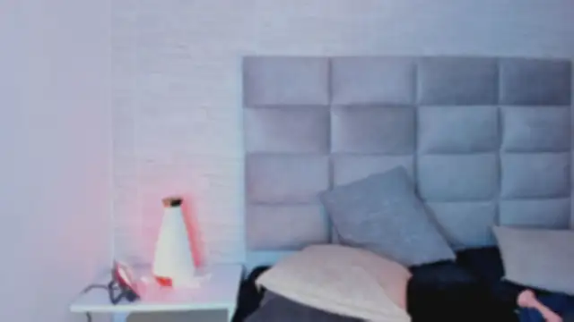 michele_jones live XXX chat